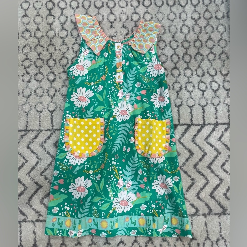 Wildflowers girls dress, size 14.